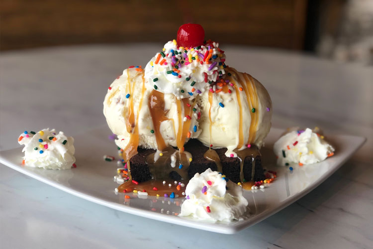 Photo of a brownie sundae